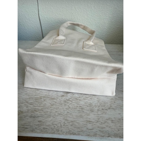 NIB Marc Jacobs Perfect Lunch Tote with Charm - Picture 4 of 8